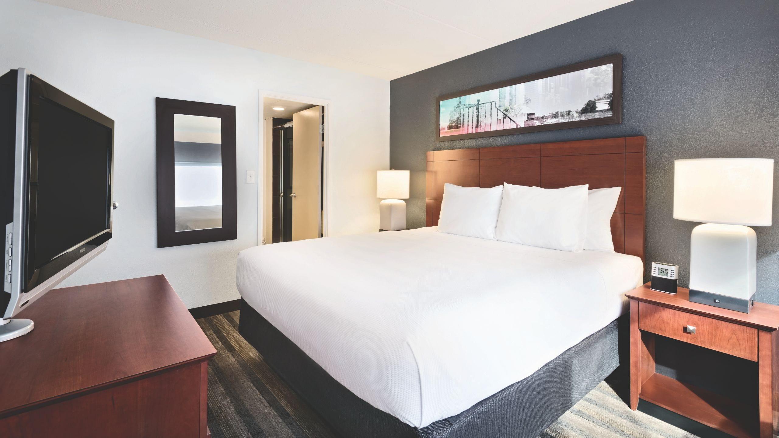 Clt Sky Suites Charlotte Bagian luar foto